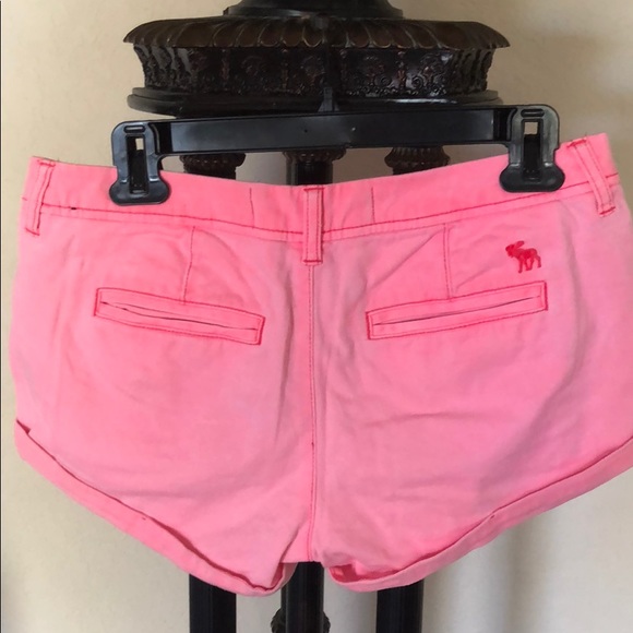 Abercrombie & Fitch pink shorts - Picture 2 of 5